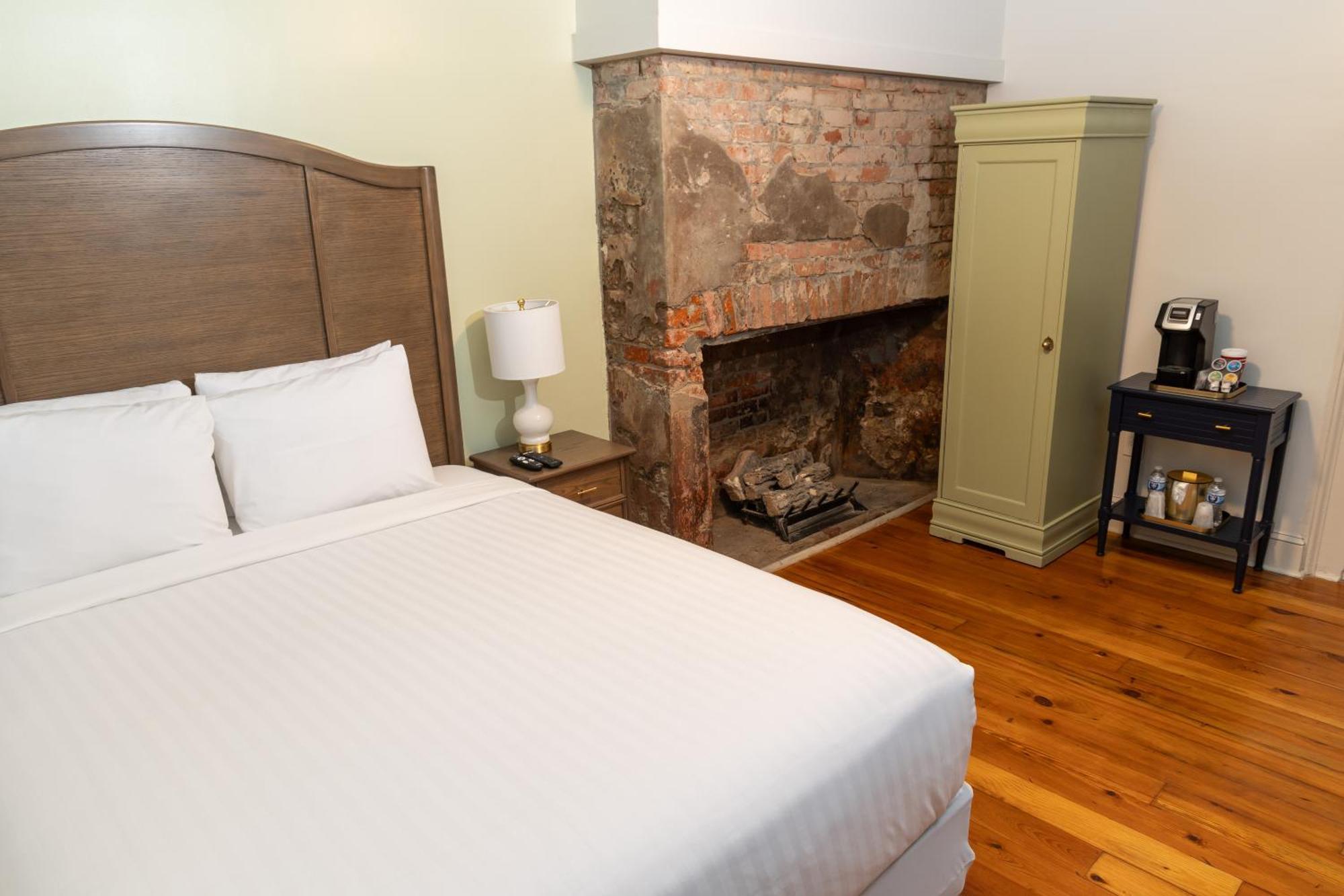 ניו אורלינס Inn On St. Ann, A French Quarter Guest Houses Property מראה חיצוני תמונה