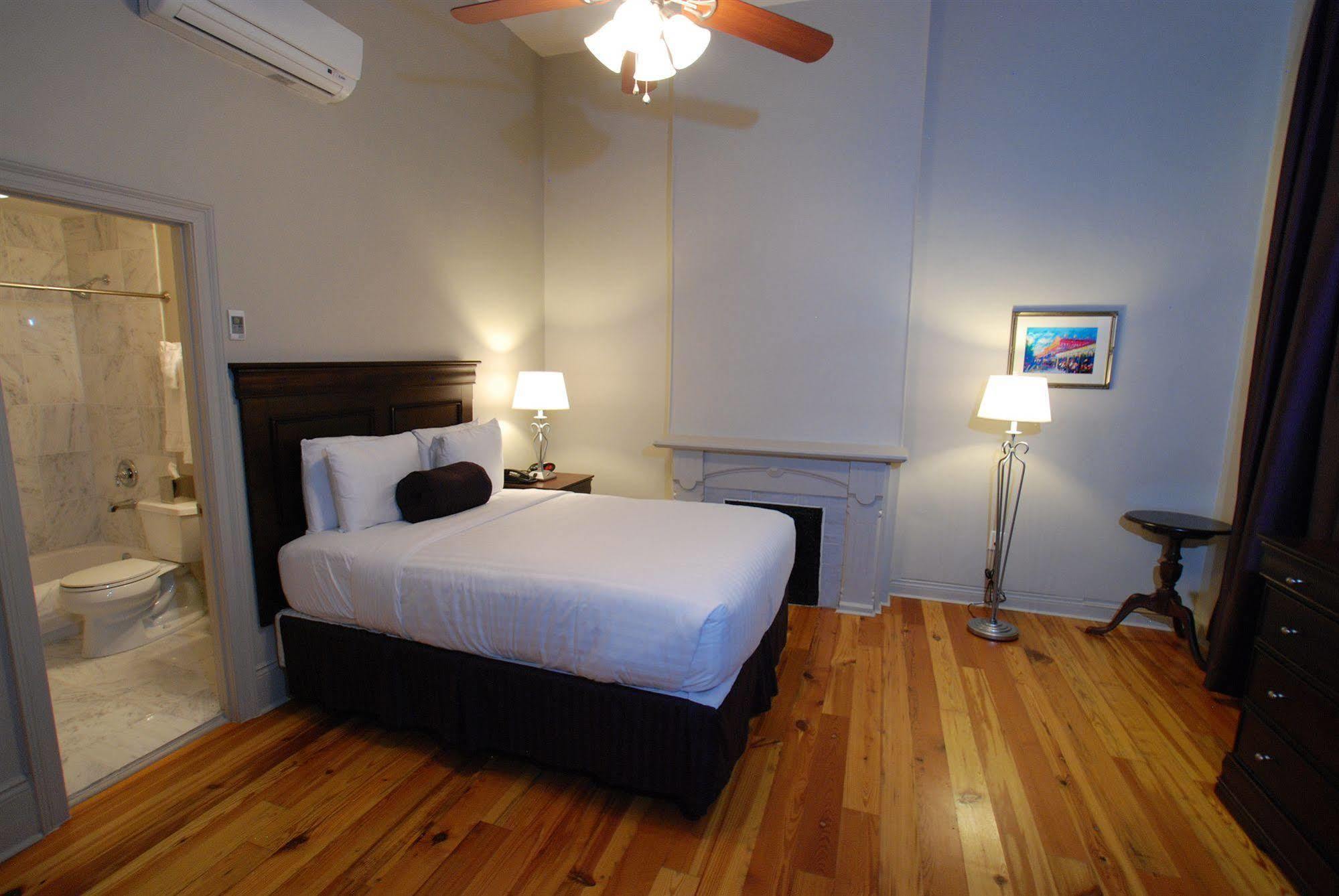 ניו אורלינס Inn On St. Ann, A French Quarter Guest Houses Property מראה חיצוני תמונה